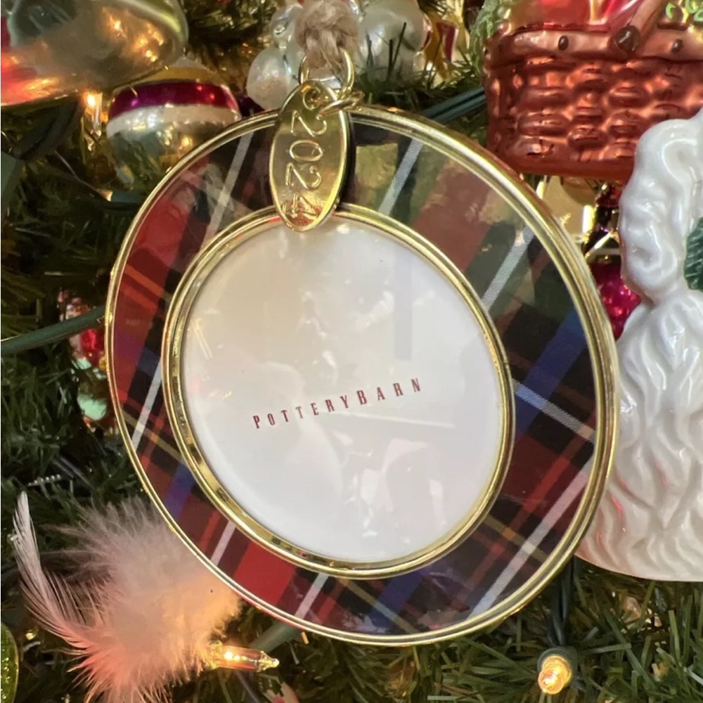 Pottery Barn 2024 Round Plaid Enamel Frame Christmas Ornament New in Box